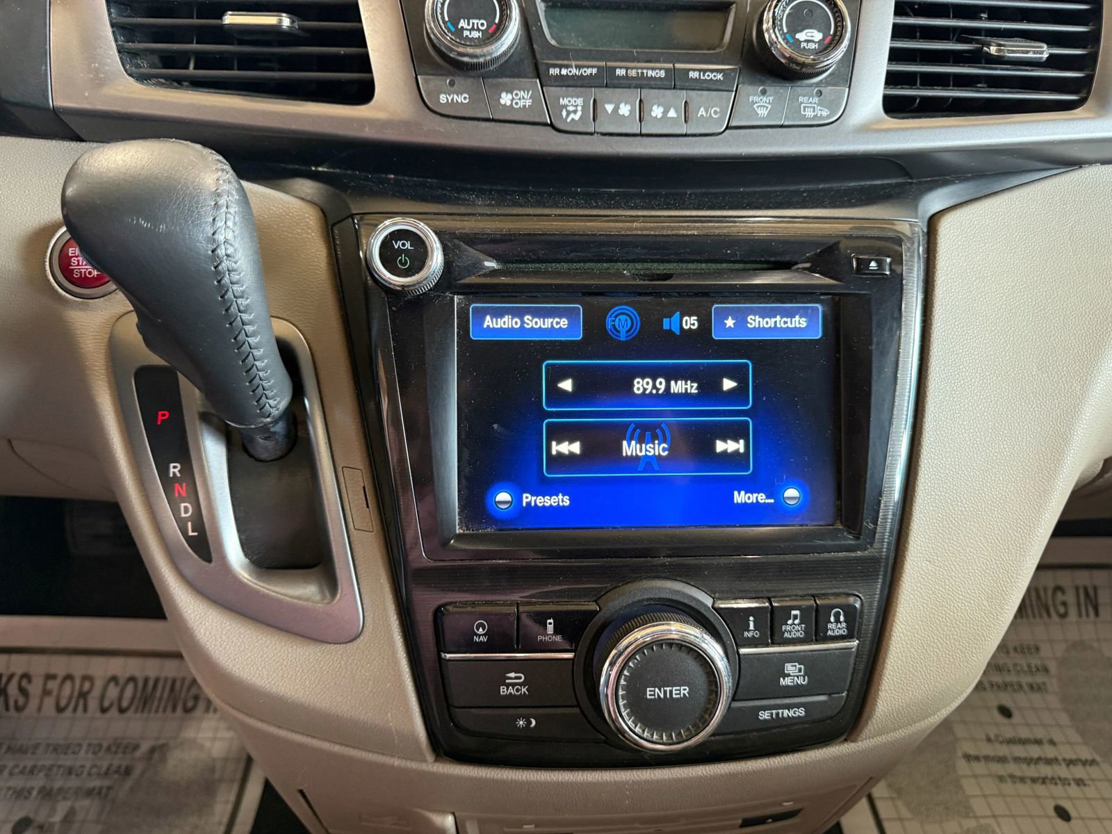 Used 2017 Honda Odyssey Touring image 16