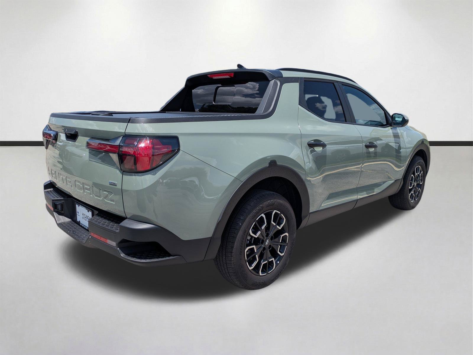 Used 2023 Hyundai Santa Cruz SEL w/ Activity Package AWD/4WD image 5