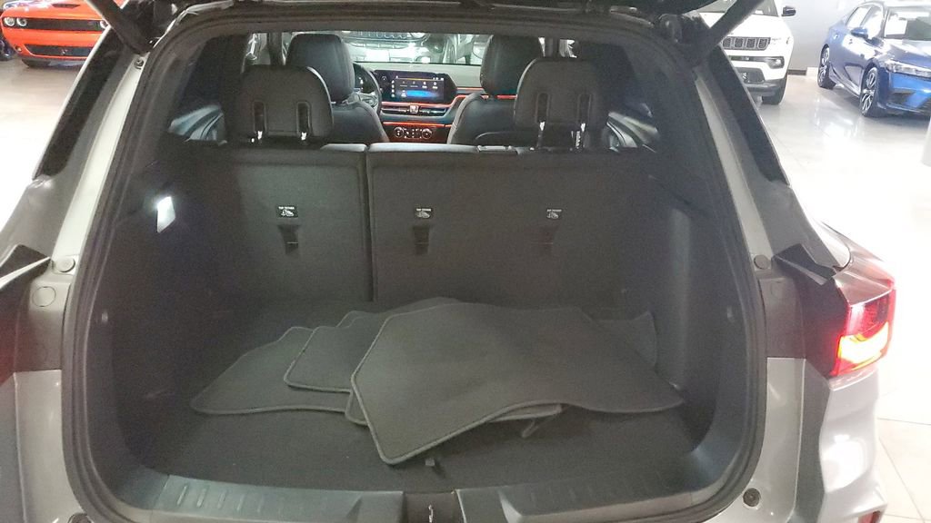 Used 2024 Chevrolet TrailBlazer RS w/ Convenience Package image 10