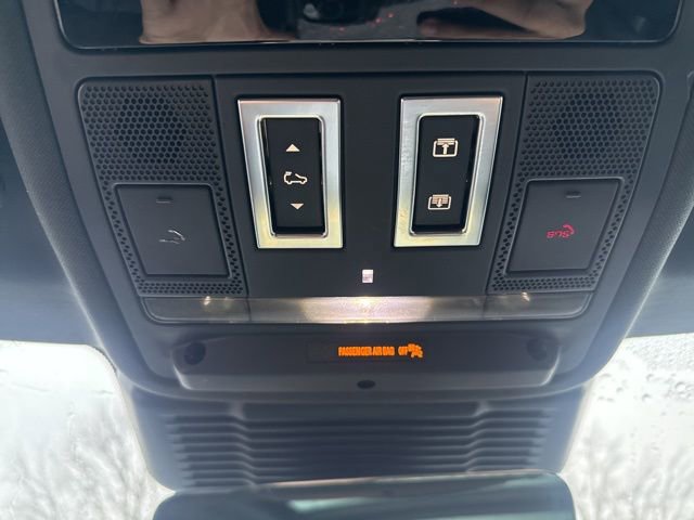 Used 2024 Land Rover Range Rover Evoque S image 31