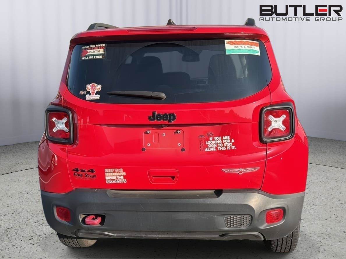 Used 2023 Jeep Renegade Trailhawk AWD/4WD image 8