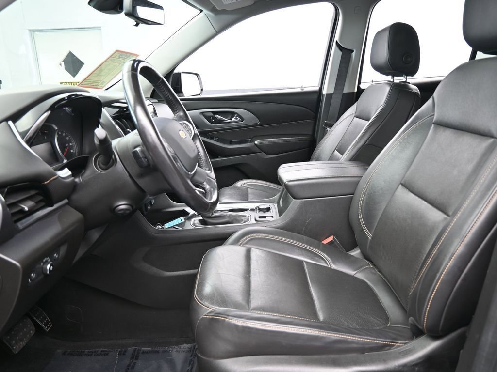 Used 2021 Chevrolet Traverse Premier w/ Redline Edition image 11