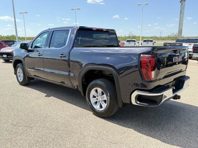 New 2026 GMC Sierra 1500 SLE image 6