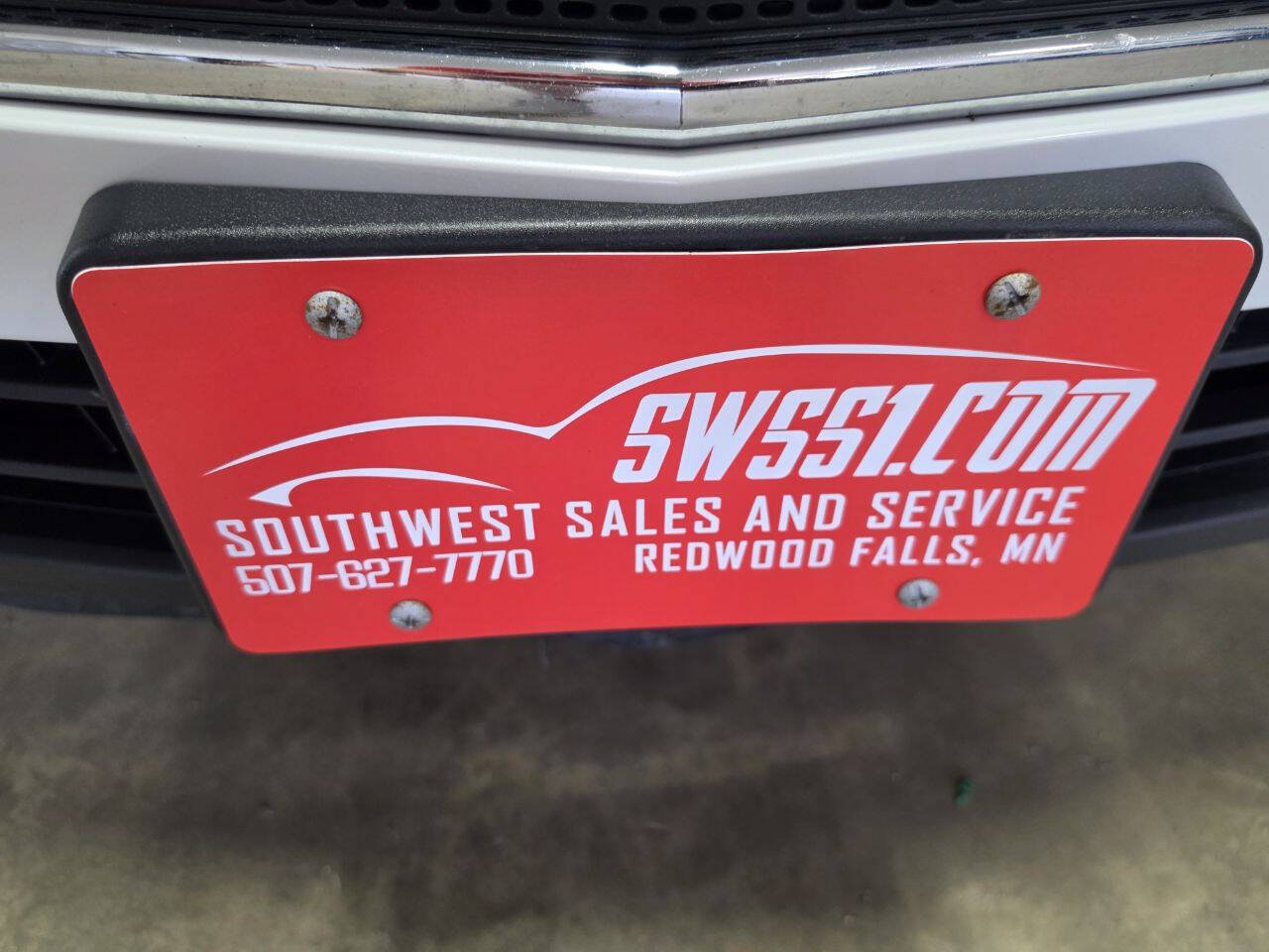 Used 2020 Chevrolet Traverse LT w/ LT Premium Package AWD/4WD image 2