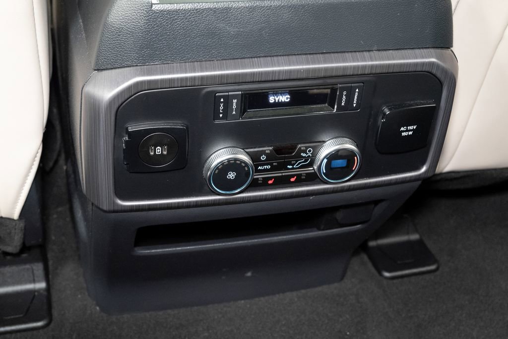 Used 2024 Ford Expedition Platinum AWD/4WD image 29