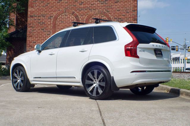 Used 2023 Volvo XC90 T8 Ultimate AWD/4WD image 7