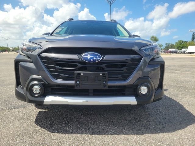 Used 2023 Subaru Outback Limited AWD/4WD image 3