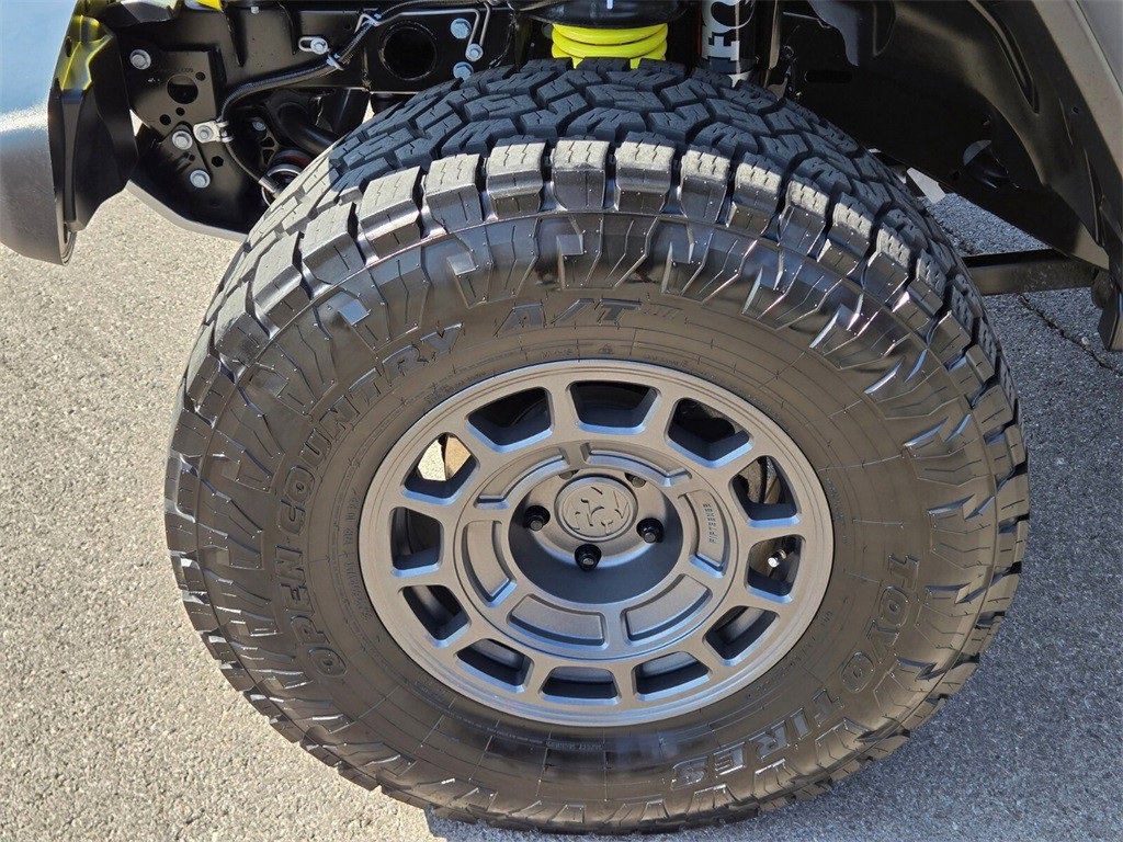 Used 2023 Jeep Gladiator Mojave w/ Cold Weather Group image 11