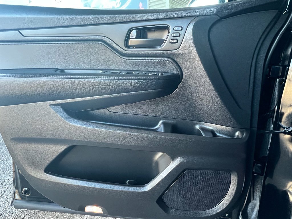 Used 2023 Honda Odyssey Sport image 18