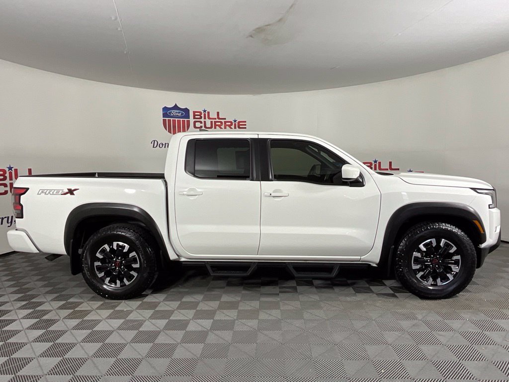 Used 2024 Nissan Frontier Pro-X RWD image 2