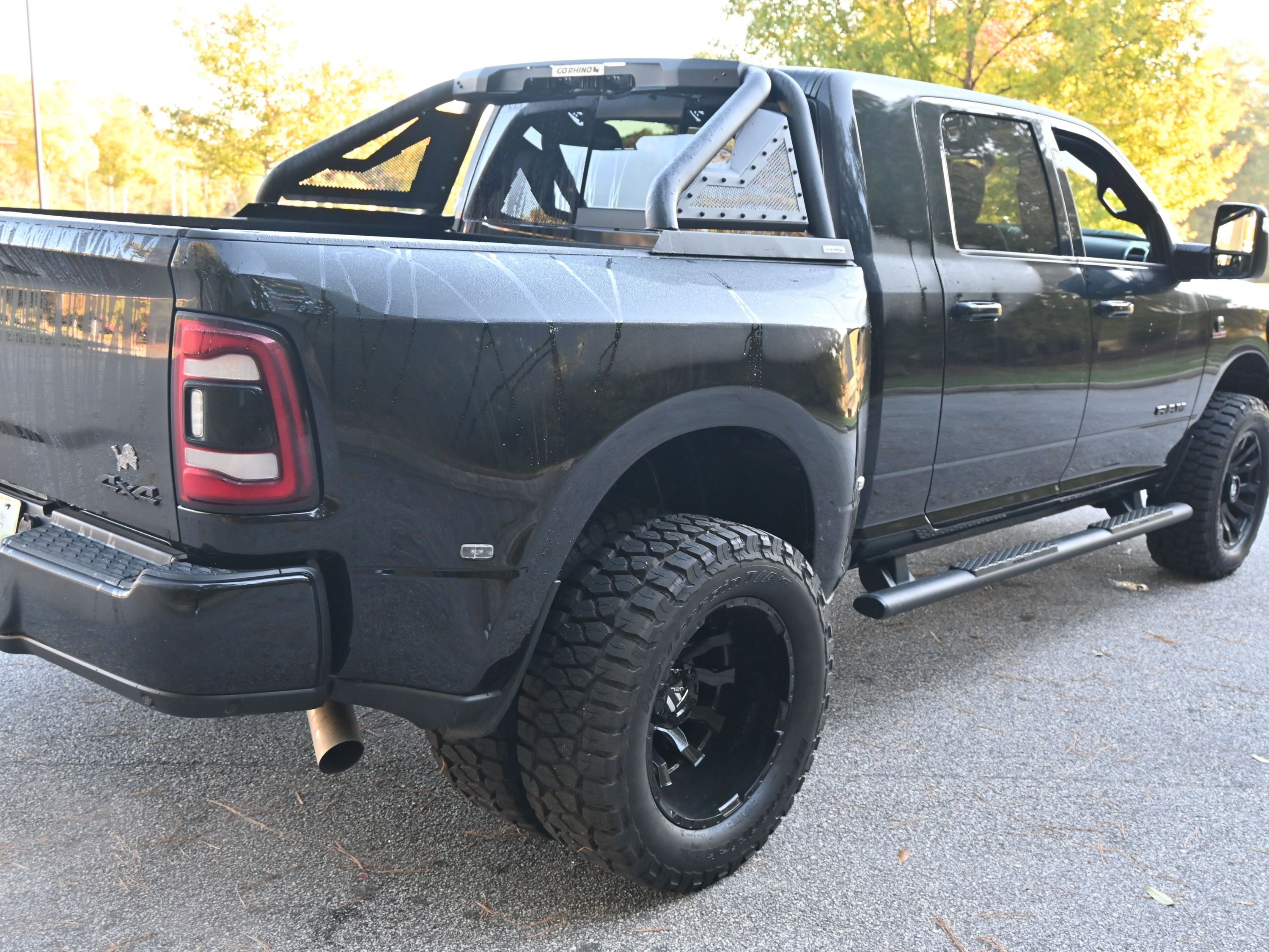 Used 2024 RAM 3500 Laramie w/ Night Edition image 7