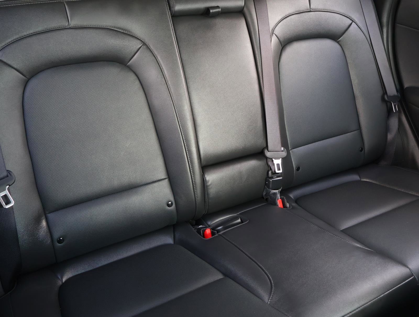 Used 2022 Hyundai Kona Limited image 19