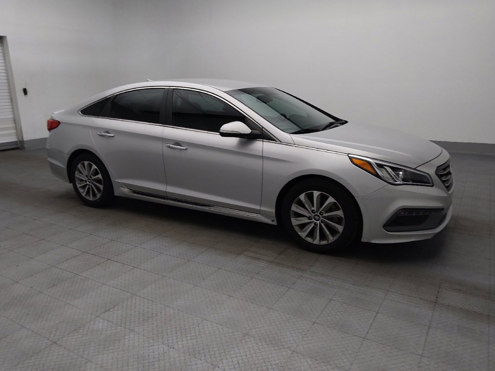 Used 2016 Hyundai Sonata Sport w/ Option Group 02 FWD image 11