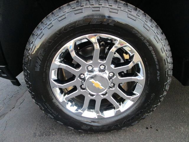 New 2026 Chevrolet Silverado 2500 LT w/ Z71 Chrome Sport Edition image 2