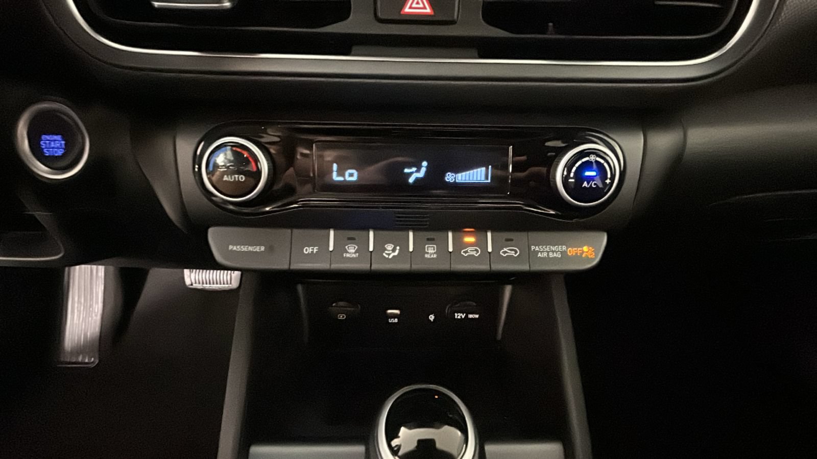 Certified 2023 Hyundai Kona SEL w/ Convenience Package AWD/4WD image 25