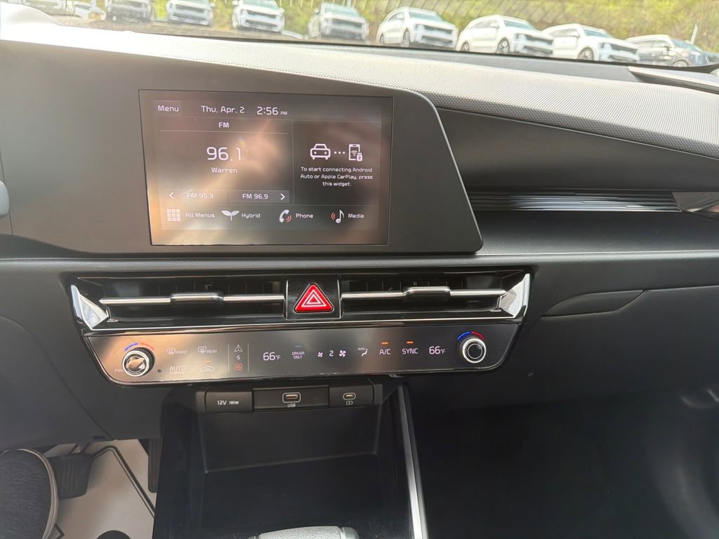 Certified 2024 Kia Niro LX image 13