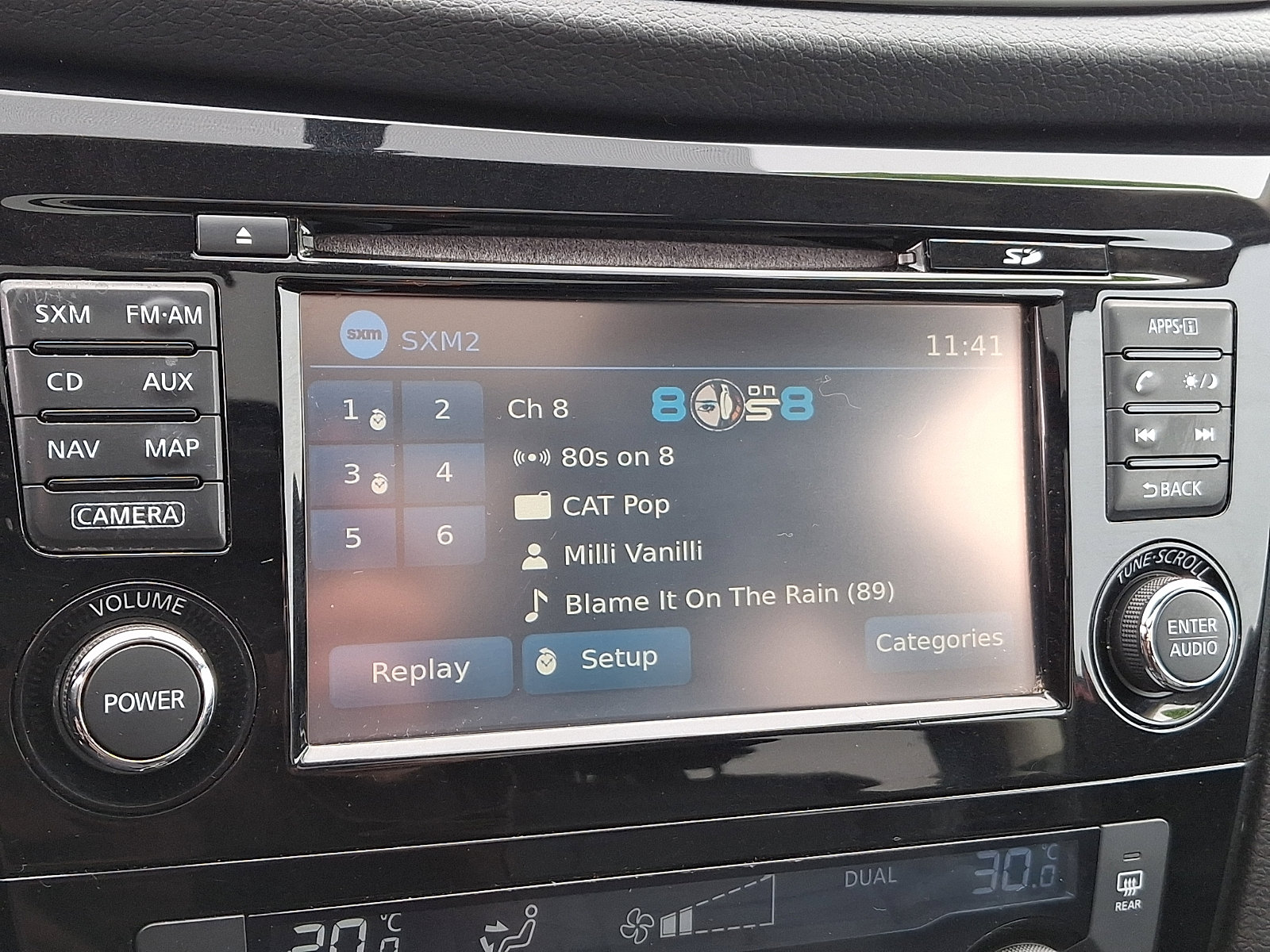 Used 2015 Nissan Rogue SL image 17