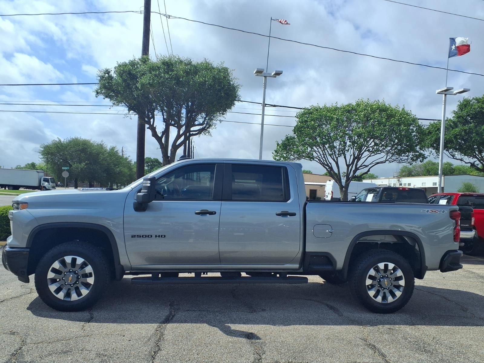 Used 2024 Chevrolet Silverado 2500 Custom w/ Custom Value Package image 24