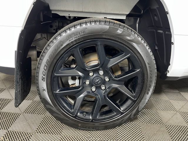 Used 2023 RAM 1500 Laramie AWD/4WD image 12