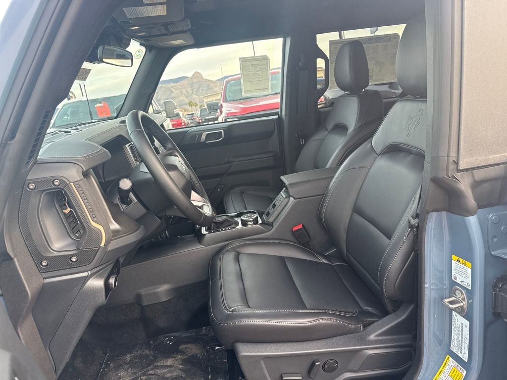 New 2025 Ford Bronco Badlands AWD/4WD image 5