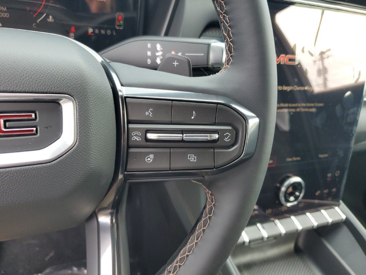 New 2027 GMC Terrain AT4 w/ Technology Package II AWD/4WD image 27