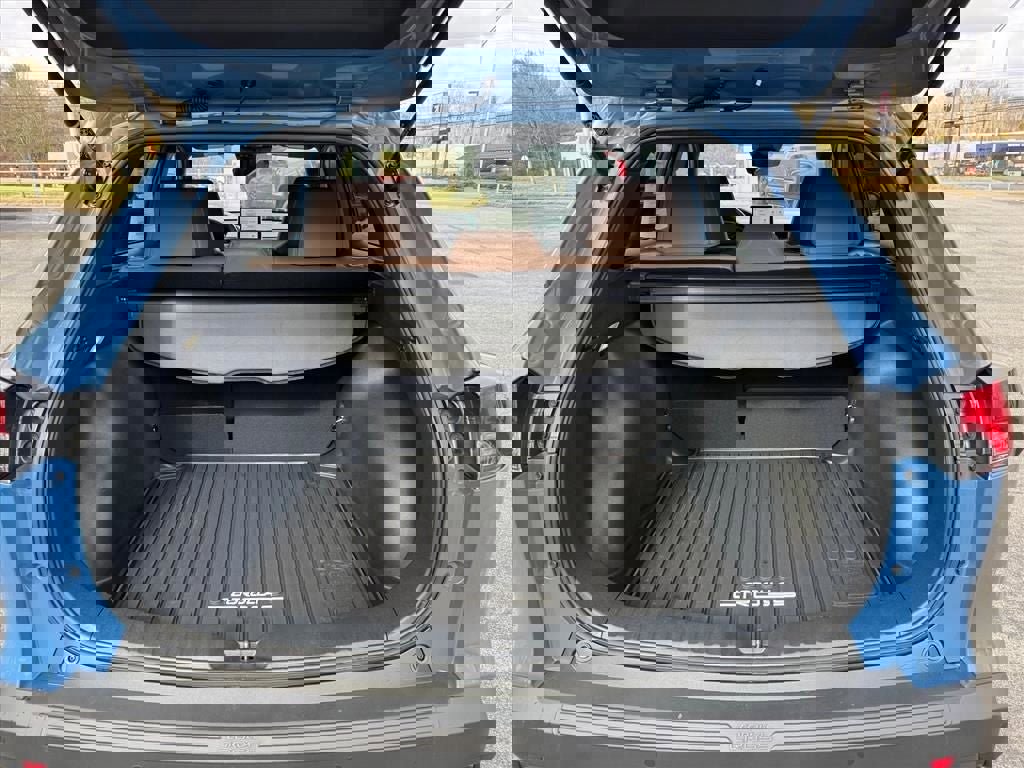 Used 2026 Toyota Corolla Cross XLE w/ Black Badges Package (TMS) image 14