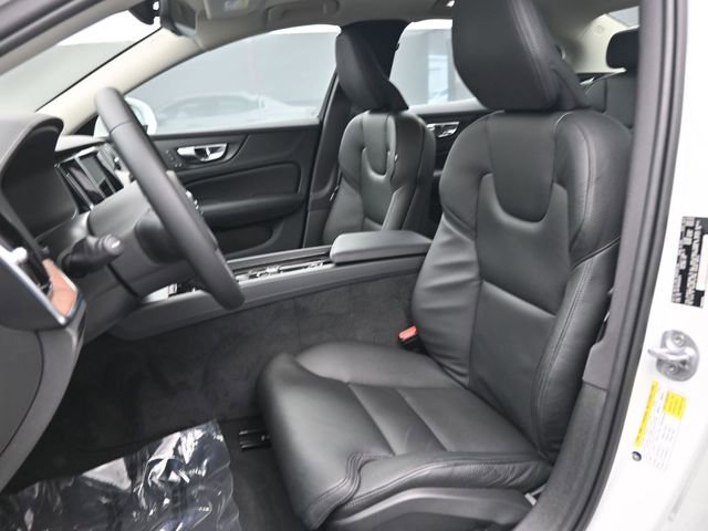 Used 2023 Volvo S60 B5 Ultimate image 9