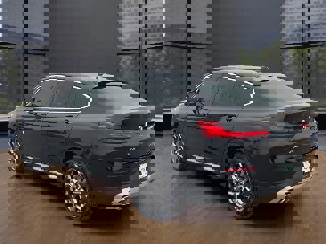 Used 2023 BMW X4 xDrive30i w/ Convenience Package image 3