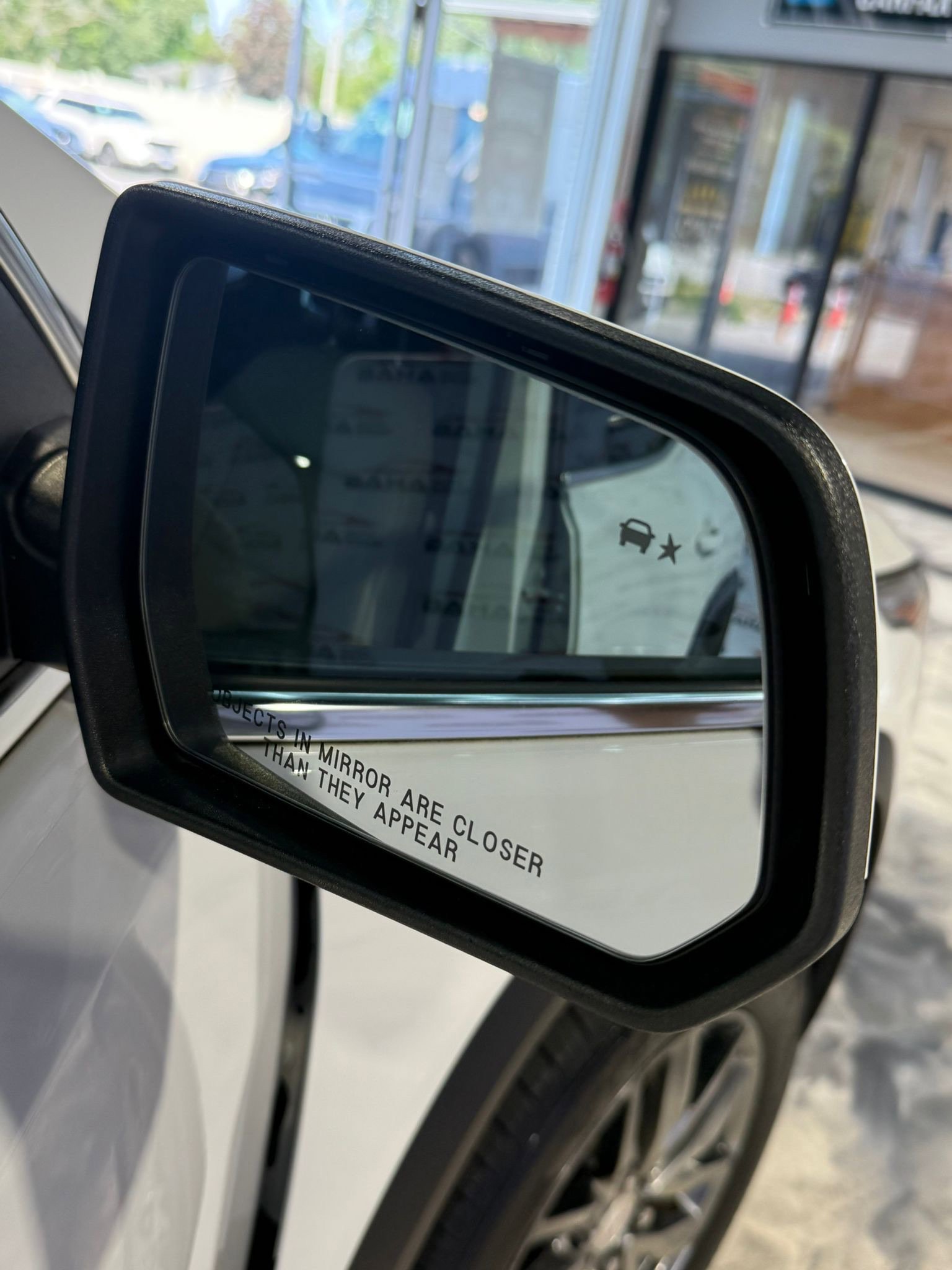 Used 2017 GMC Acadia SLT image 10