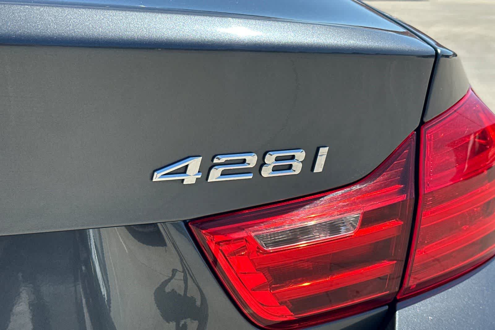 Used 2016 BMW 428i Coupe w/ Technology Package RWD image 13