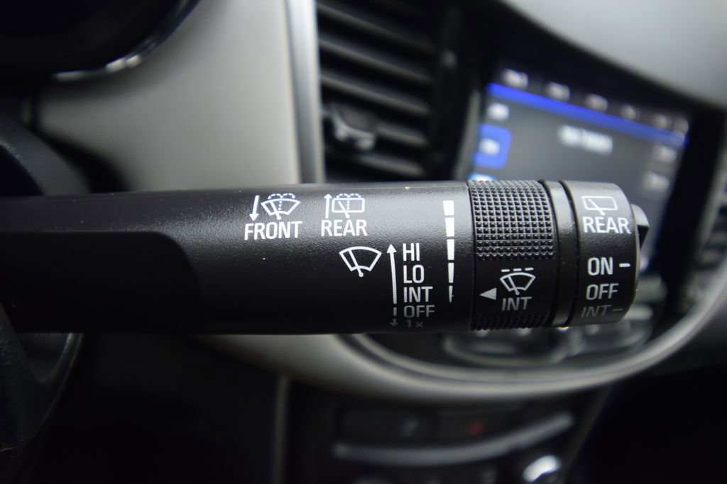 Used 2021 Chevrolet Trax LT w/ Driver Confidence Package image 32