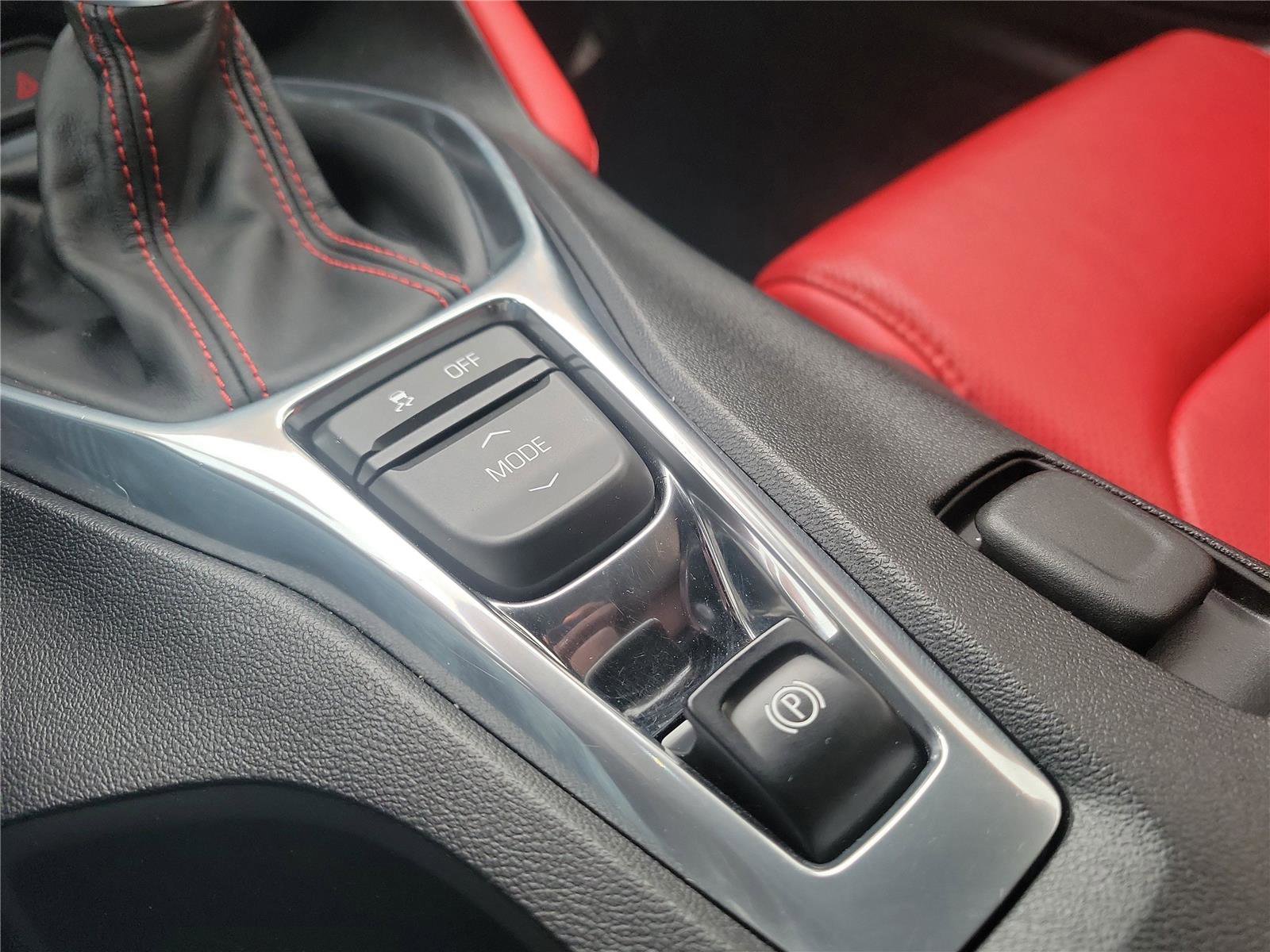 Used 2018 Chevrolet Camaro SS image 25