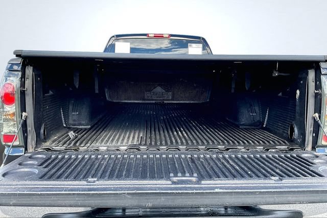 Used 2002 Chevrolet Silverado 2500 LS AWD/4WD image 7