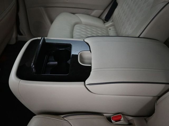 Used 2024 INFINITI QX80 Sensory AWD/4WD image 28