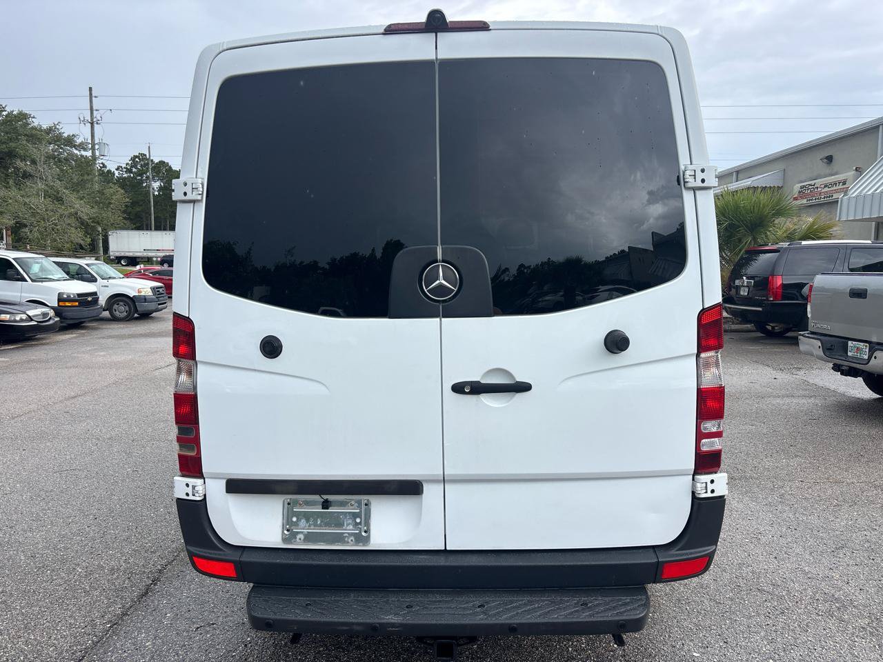 Used 2013 Mercedes-Benz Sprinter 2500 image 7