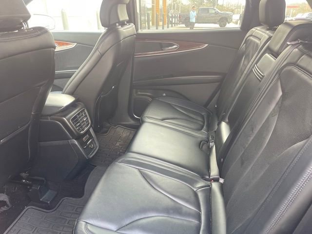 Used 2016 Lincoln MKX Reserve w/ Technology Package image 9