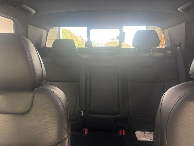 Used 2025 Hyundai Santa Cruz SEL FWD image 16