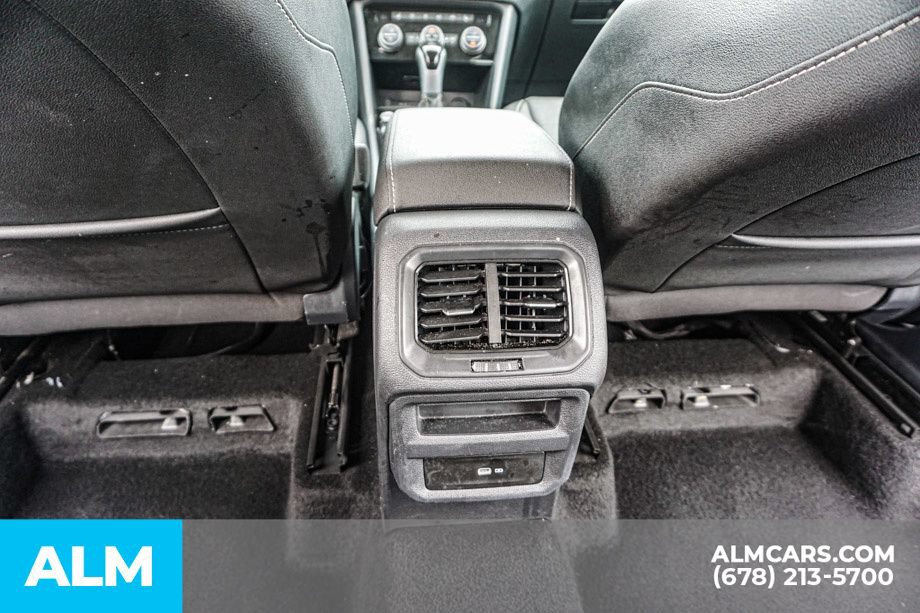 Used 2024 Volkswagen Taos SE FWD image 30