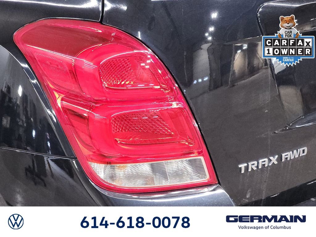 Used 2019 Chevrolet Trax LT w/ LT Convenience Package image 17