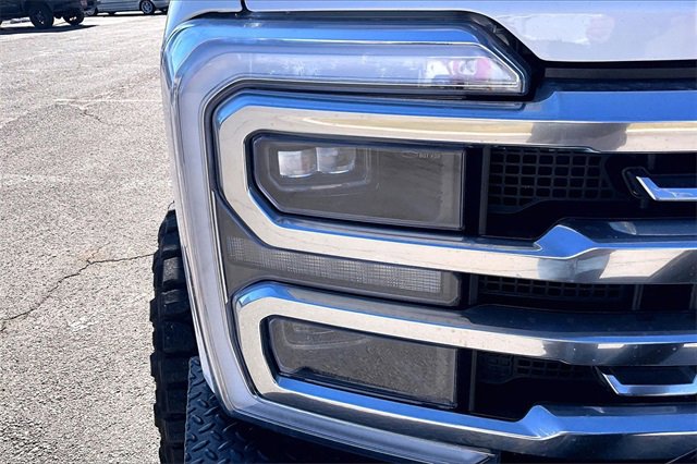 Used 2024 Ford F350 Platinum w/ FX4 Off-Road Package image 29