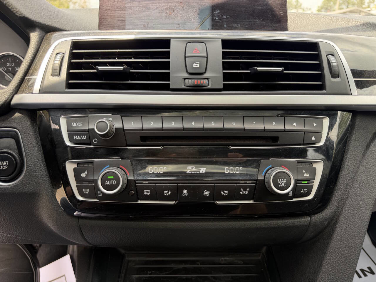 Used 2017 BMW 330e image 26