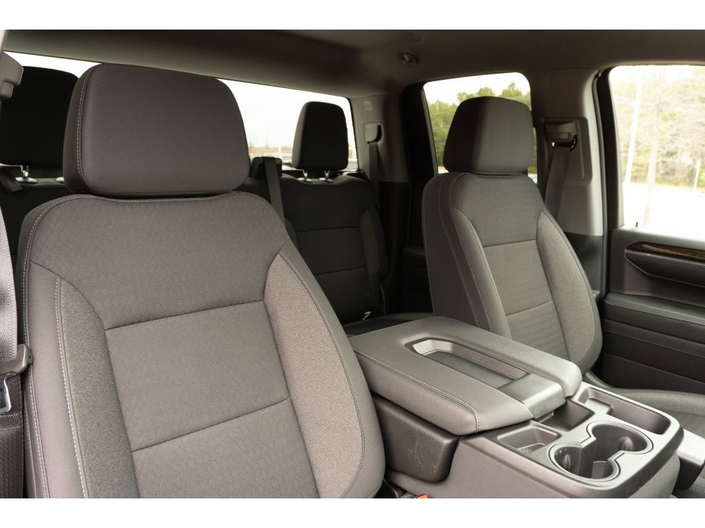 Used 2024 GMC Sierra 1500 Elevation image 17