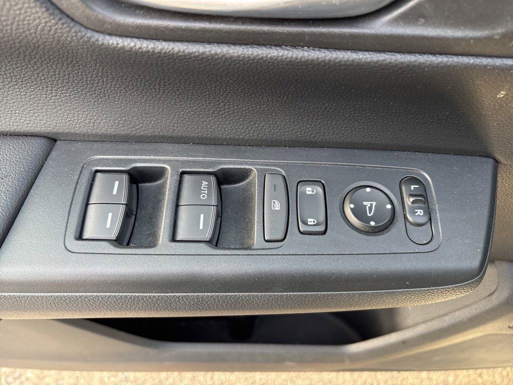 Used 2023 Honda CR-V LX image 15