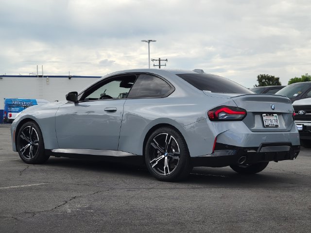 Used 2024 BMW 230i Coupe w/ M Sport Package RWD image 2