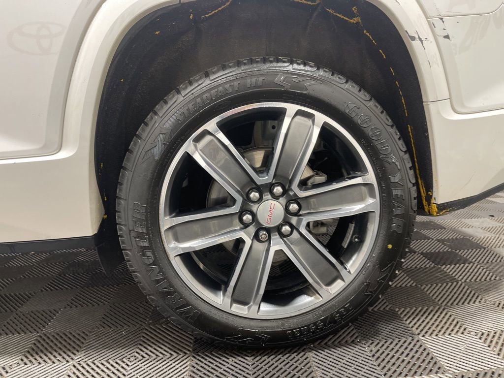 Used 2018 GMC Acadia Denali w/ Technology Package image 29