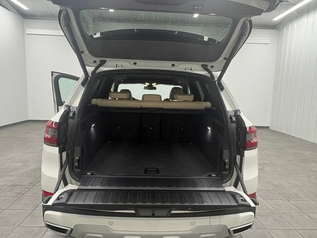 Used 2022 BMW X5 xDrive40i w/ Premium Package AWD/4WD image 9