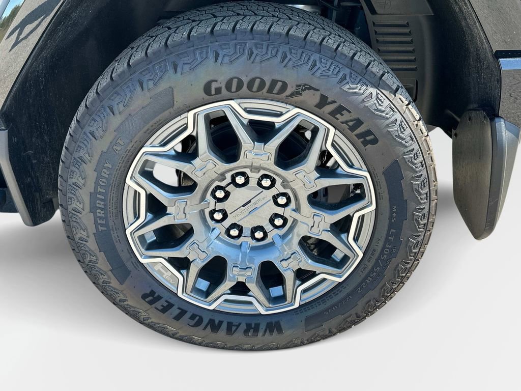 New 2025 GMC Hummer EV 3X w/ LPO, Sport Package image 8