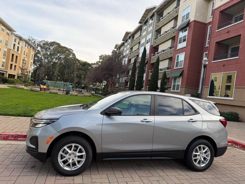 Used 2023 Chevrolet Equinox LS AWD/4WD image 6