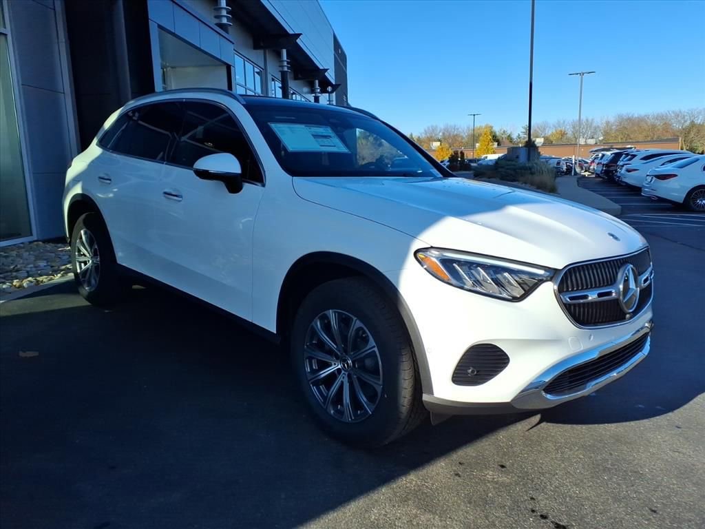 New 2026 Mercedes-Benz GLC 300 4MATIC image 8