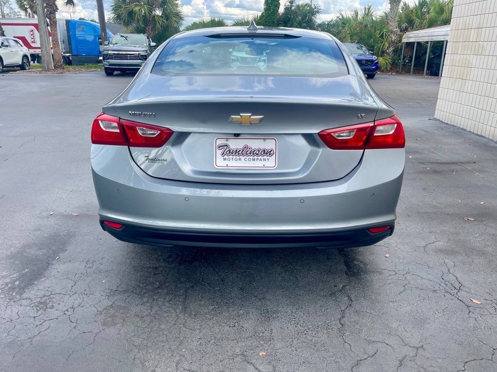 Used 2025 Chevrolet Malibu LT FWD image 4